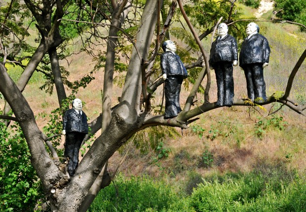 alfred-hitchcock-tree-art